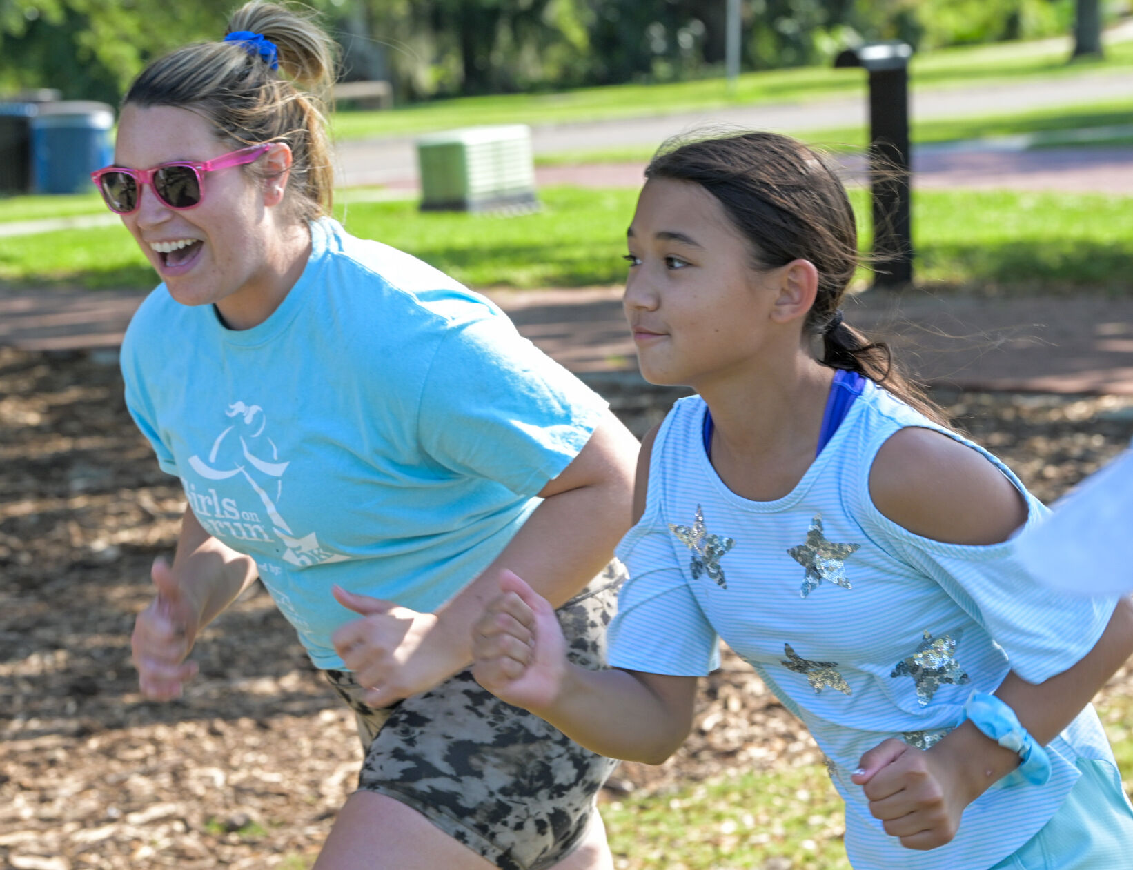 NO.girlsrun.nc.051822.005.JPG